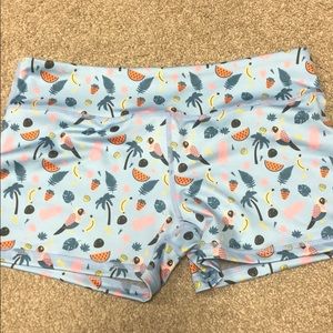 IAB shorts, large